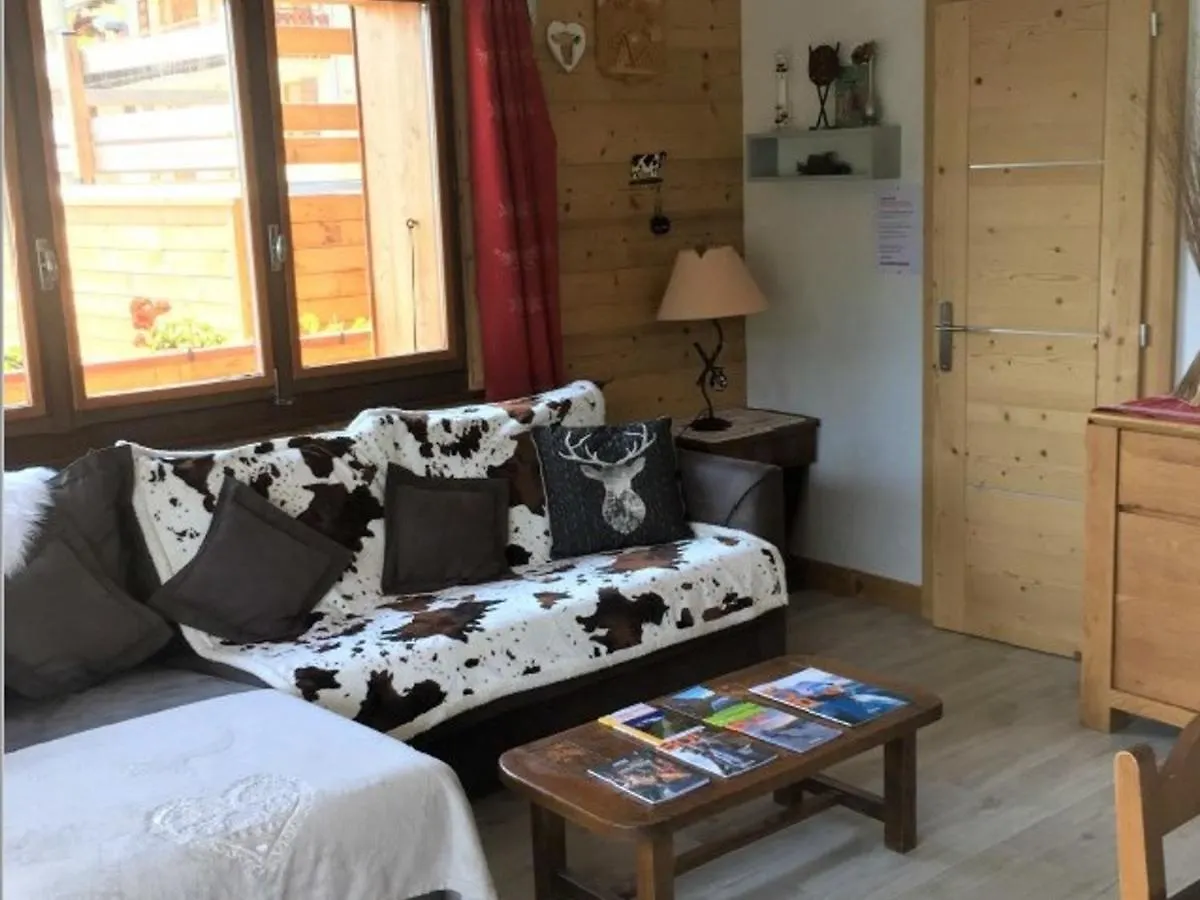 לה גראן-בורנו Appartement Charmant Pour 4 Pers. Au Grand Bornand Avec Balcon Ensoleille, Animaux Admis - Fr-1-467-36 לה גראן-בורנו